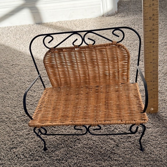 Vintage Miniature Wrought Iron and Wicker Loveseat Bench Doll Furniture Decor - Picture 3 of 5